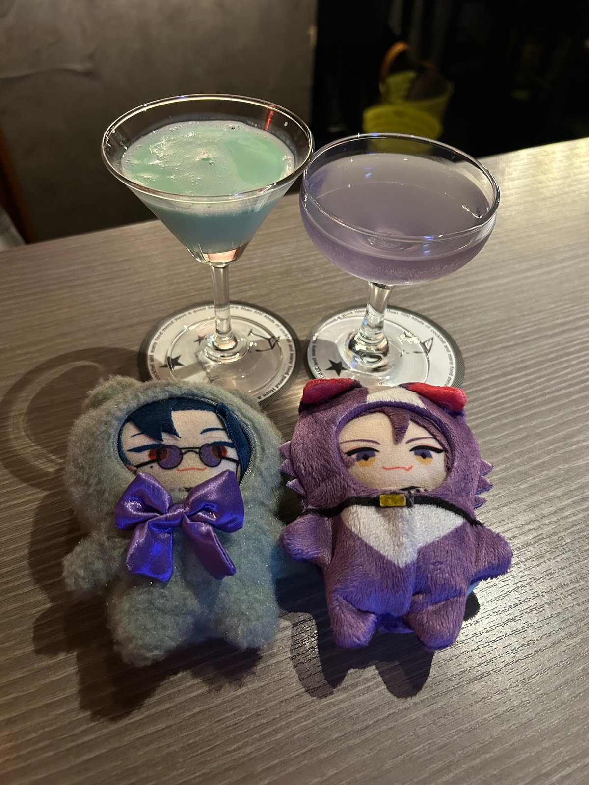 推しカラーのカクテル🍸 2