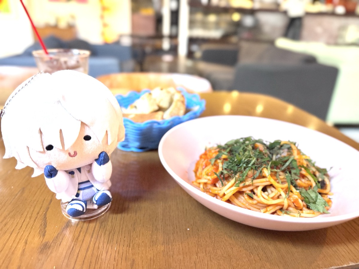 【京都河原町】パン食べ放題つきカフェ 1